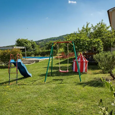 Emanuela - Ipc100 By Interhome Pican
